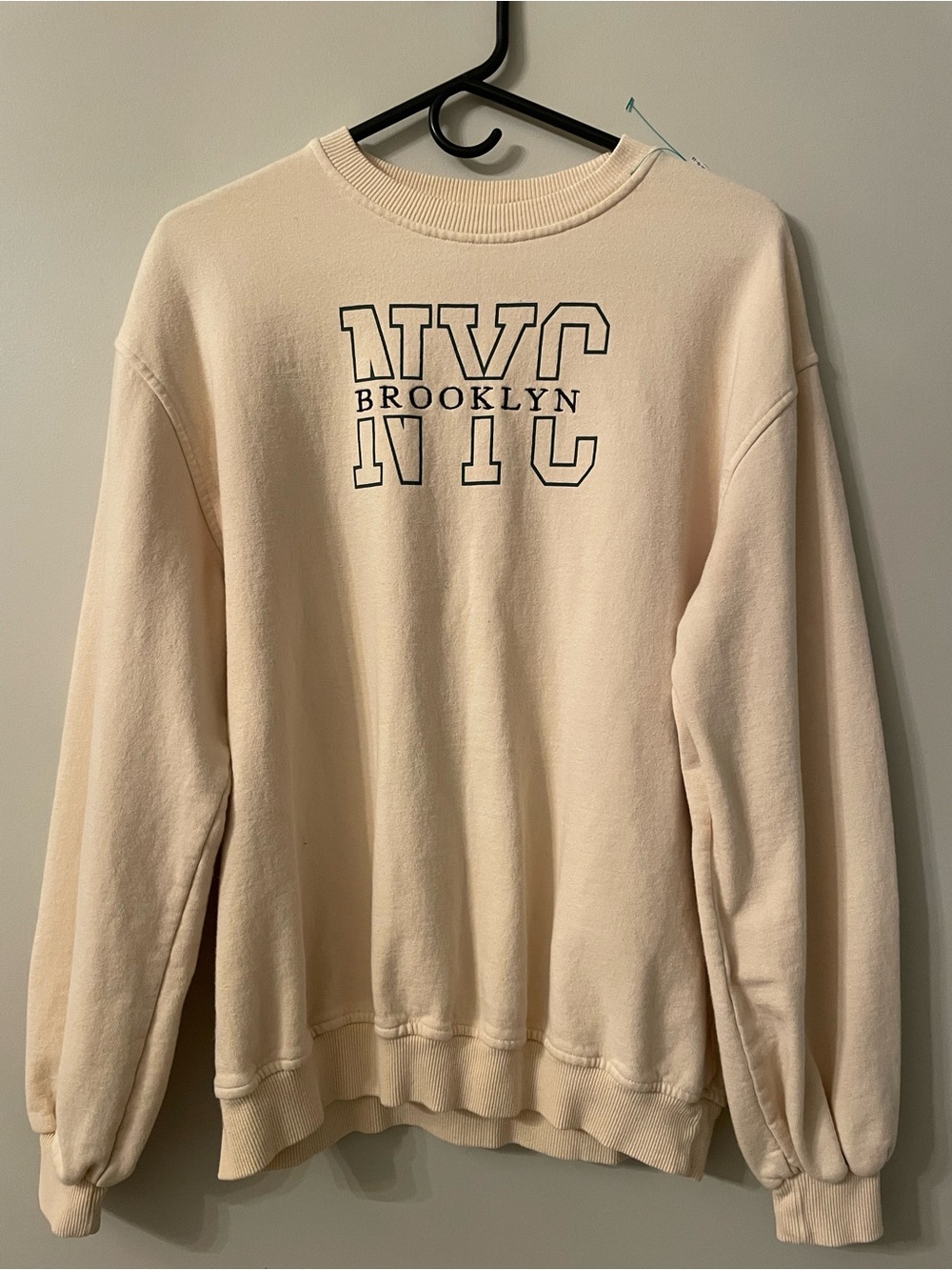 Urban Outfitters Cream ‘NYC Brooklyn’ Comfy Casual Sweatshirt, Size Small